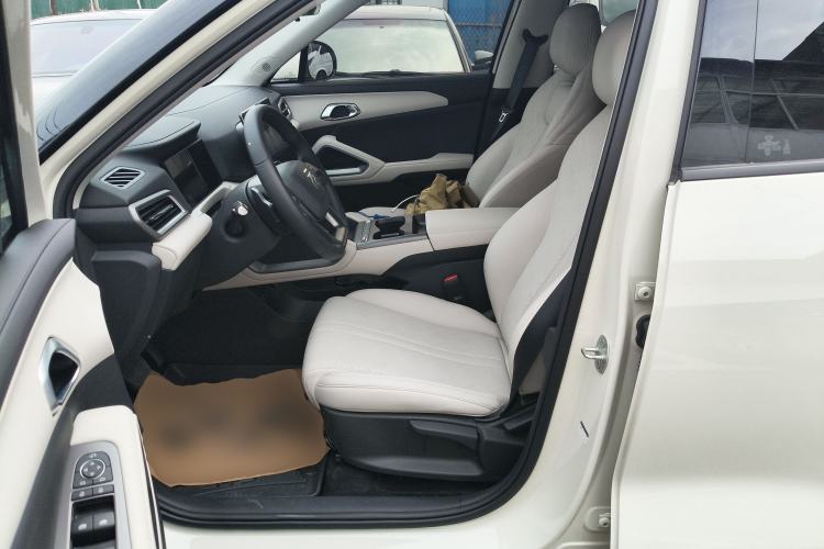 Used BYD Yuan UP 2025 Intelligent Driving Version 401 KM Dynamic Edition