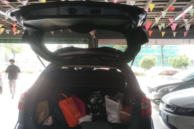 Used Suzuki S-Cross 2015 1.6L CVT Two-Wheel Drive Elite Version
