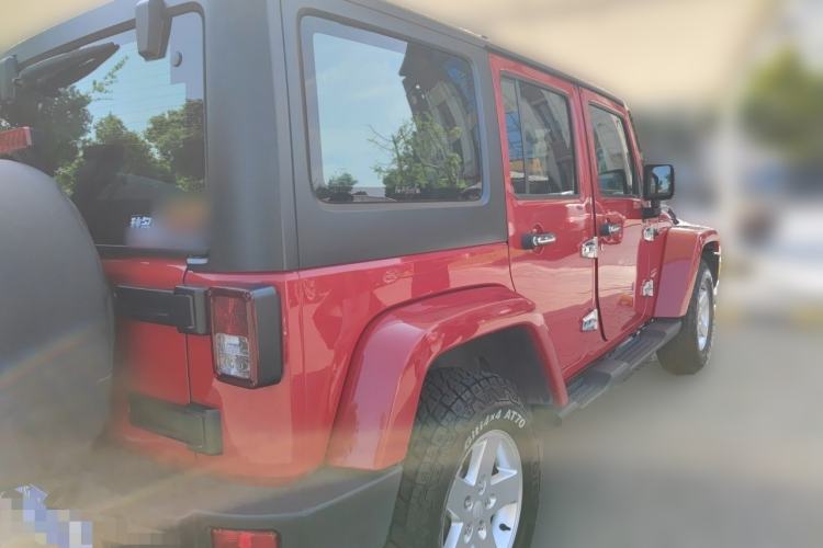 Used Jeep Wrangler 2014 3.0L Sahara Four-Door Edition