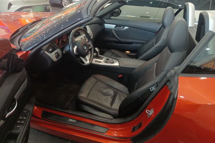 Used BMW Z4 2013 sDrive20i Leading Model
