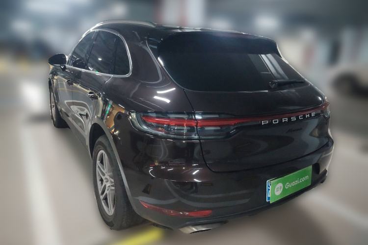Used Porsche Macan 2020 Macan 2.0T Rear Left 45 Deg