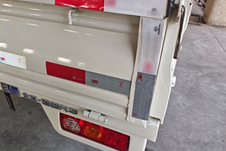 Used Foton Xiangling M New Energy 2023 M1 BYD Flatbed Cargo Box Exterior 3