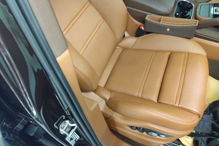 Used Porsche Cayenne 2023 Cayenne 3.0T Platinum Edition