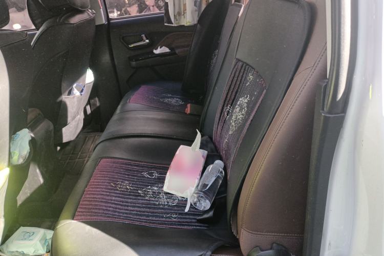 Used Great Wall Wingle 6 2017 2.4L Gasoline Two-Wheel Drive Elite Version 4G69 Left Rear Seat