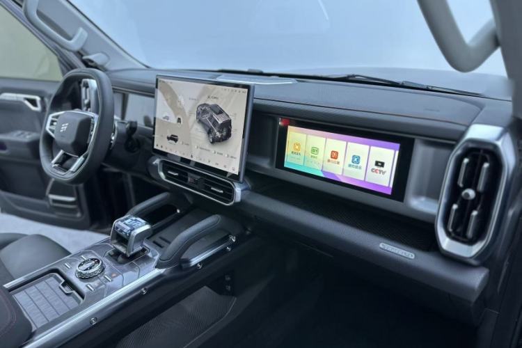 Used JETOUR Traveler 2023 2.0T Four-Wheel Drive Conqueror