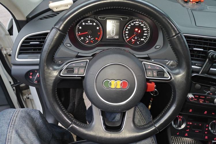 Used Audi Q3 2015 35 TFSI Comfort Model