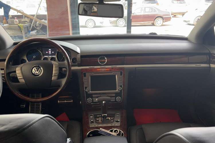 Used Volkswagen Phaeton 2012 3.0L Executive Version