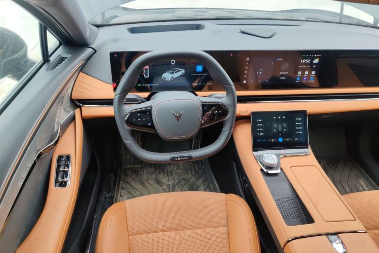 Used VOYAH PASSION 2024 PHEV Four-Wheel Drive Ultra-Long Range Flagship Model Steering Wheel