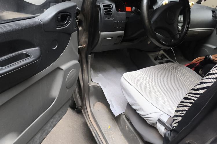 Used FORTHING Lingzhi 2013 M3 1.6L 7-seat Standard Model