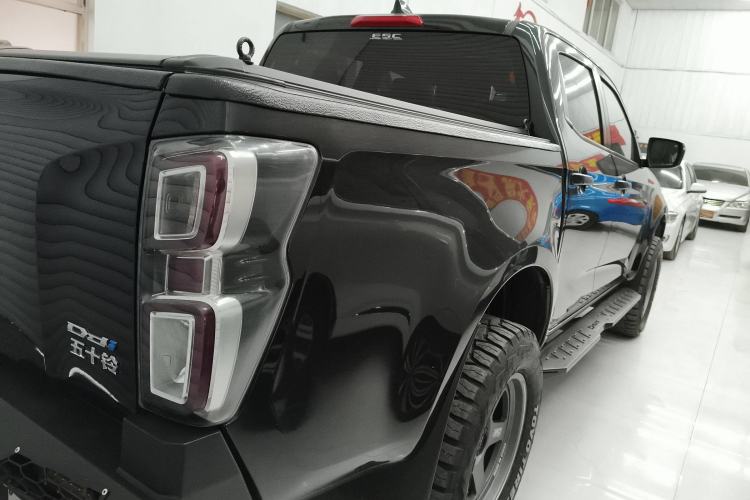 Used Isuzu D-MAX 2021 1.9T Automatic 4x4 Diesel Global Huan Dong RZ4E