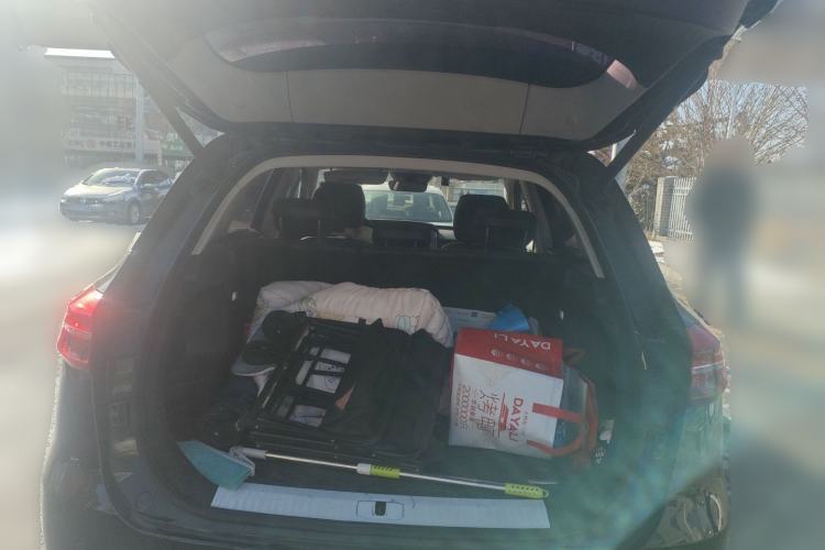 Used Hongqi HS5 2022 Revised Version 2.0T Smart Connect Flagship Edition Trunk