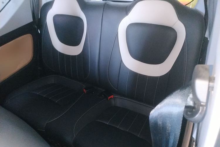 Used Wuling Hongguang MINIEV 2024 3rd Generation 215km Advanced Version Left Rear Seat