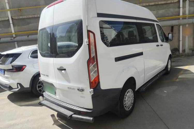 Used Ford Transit 2017 2.0T Gasoline Multi-Purpose Commercial Vehicle Mid-Drive Mid-Roof China V Standard