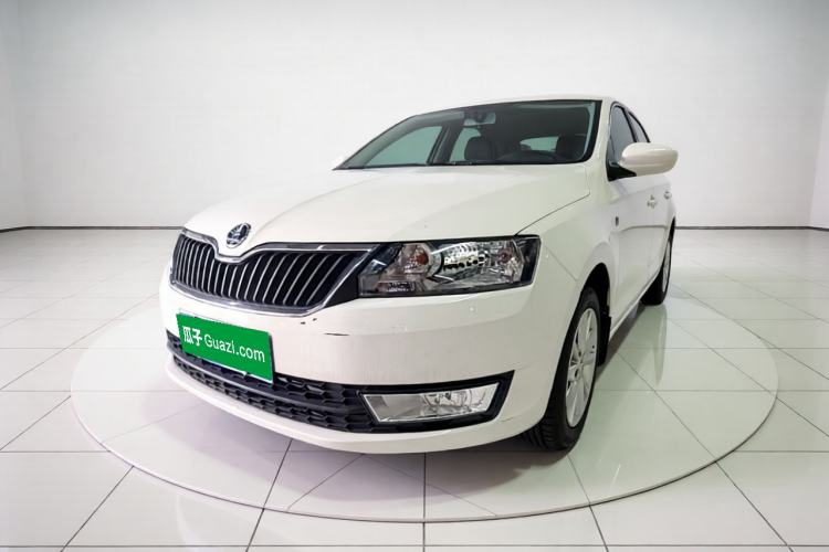 Used Skoda Rapid 2015 1.6L Manual Smart Selection Model
