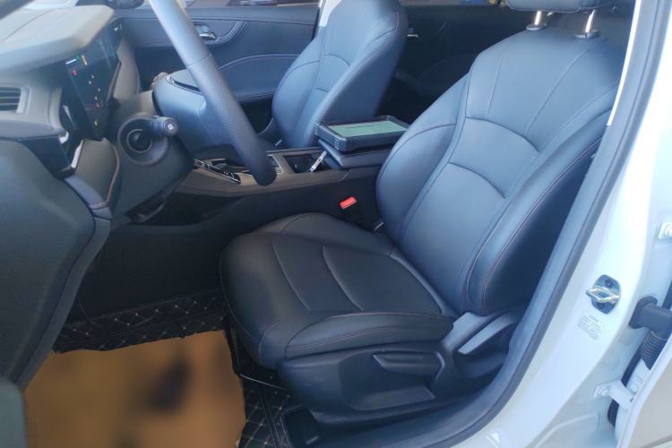 Used Roewe i5 2023 1.5L CVT Luxury Edition
