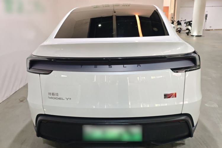 Used Tesla Model Y 2025 Long-Range All-Wheel-Drive Version