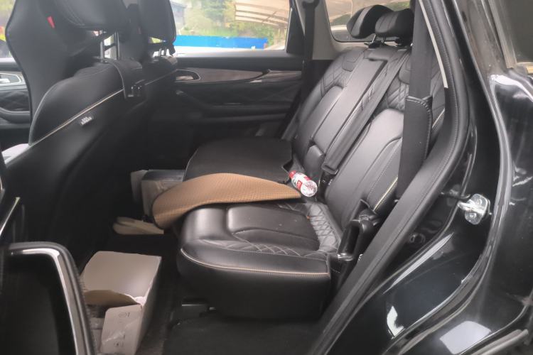 Used EXEED Lanyue 2021 400T Two-Wheel-Drive Xingrui Pro Edition 7-Seater
