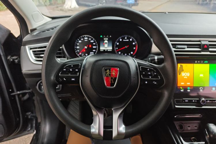 Used Roewe i5 2019 1.5L Automatic 4G Connected Langyue Edition