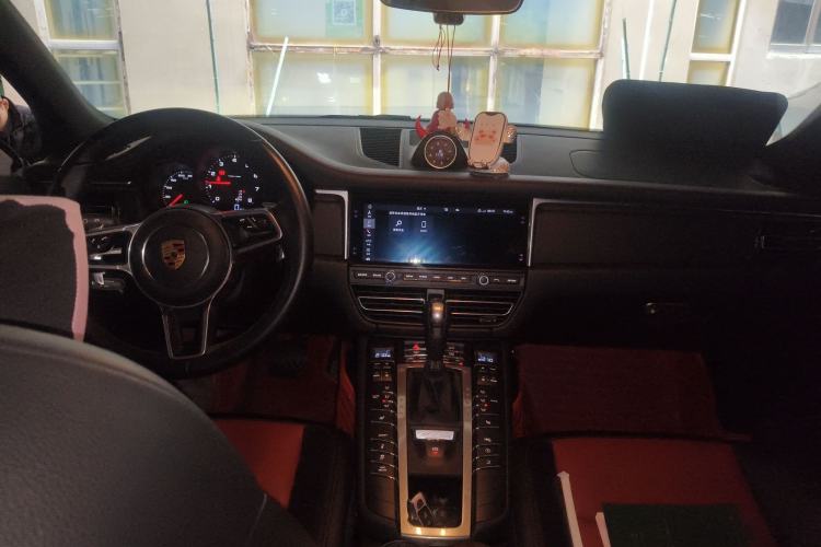 Used Porsche Macan 2021 Macan 2.0T