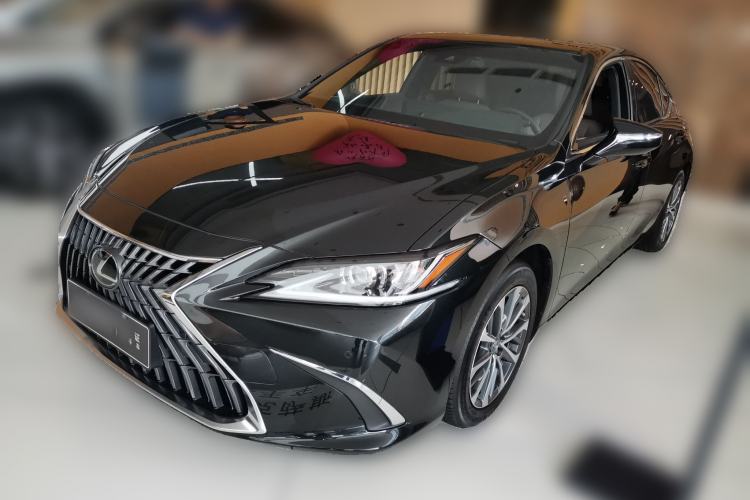 Used Lexus ES 2022 300h Excellence Edition