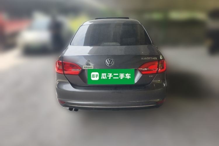 Used Volkswagen Sagitar 2012 1.4TSI Automatic Luxury Edition
