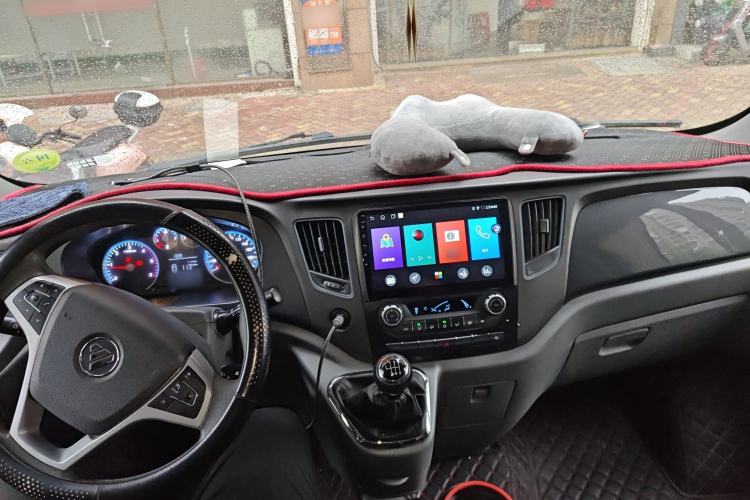 Used Foton Toano 2024 Tuyano Pro Van 2.0T Manual Rear-Wheel Drive Extended Wheelbase Mid-Roof Configuration Single Rear Tire 3-Seater
