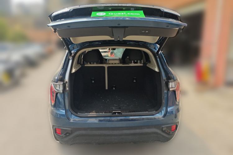Used Lynk & Co 01 2017 2.0T Two-Wheel Drive Zhaopu Version Trunk