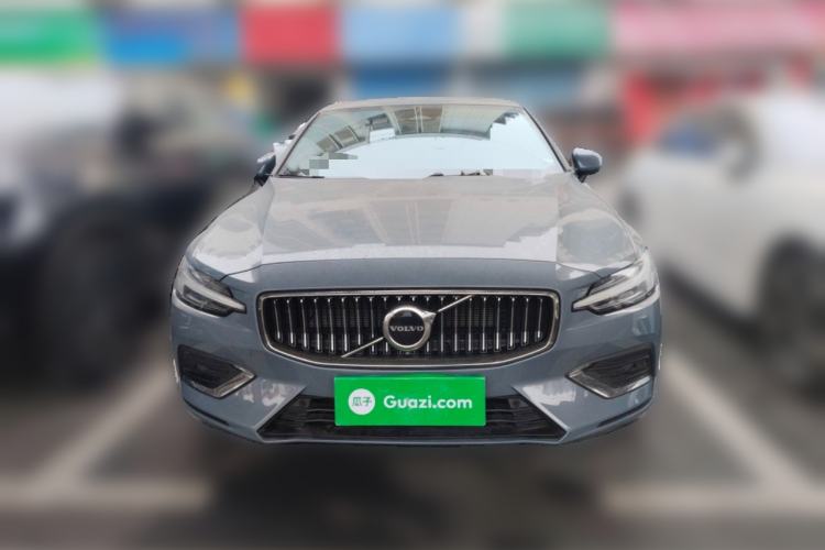 Used Volvo S60 2024 B4 Zhiyi Luxury Edition