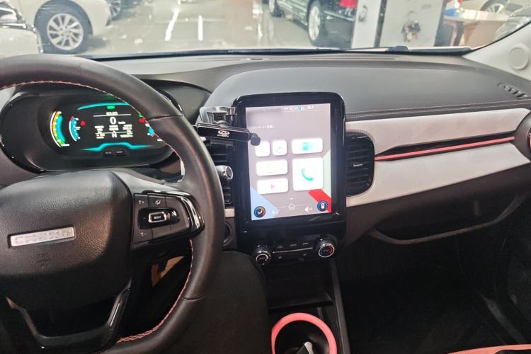 Used Chery Little Ant 2022 Restyled Version Sweet Pink Edition Half-Sugar Version 30.6 kWh 30 kW 301 km
