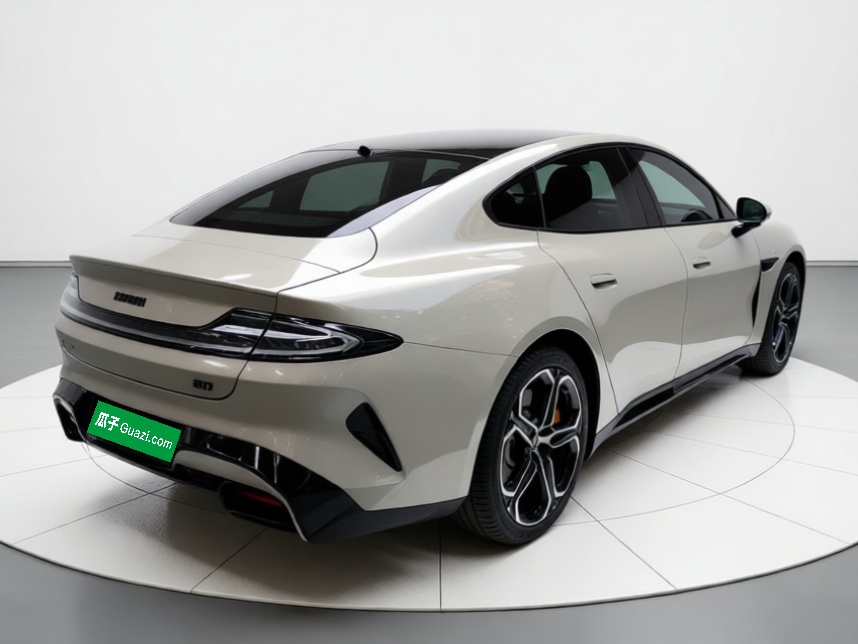 Xiaomi Auto SU7 2024 Rear-Drive Long-Range Intelligent Driving Version — снимка 6