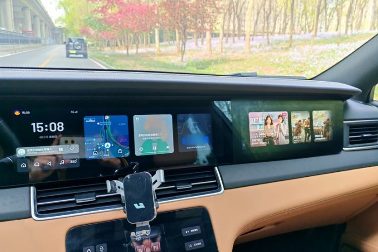 Used Li Auto ONE 2021 Extended-Range 6-Seater Version Interior 4