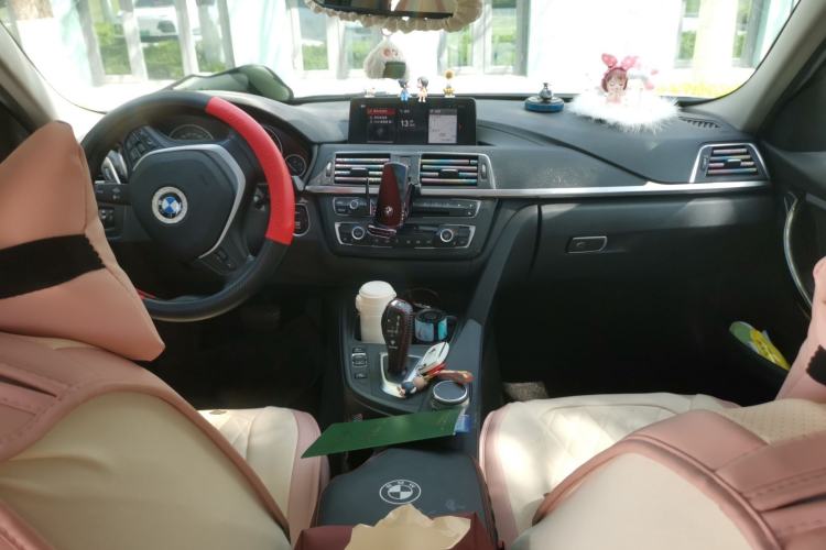 Used BMW 3 Series 2019 320Li Fashion Model Center Console