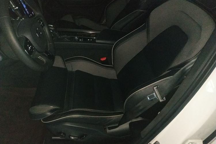 Used Volvo XC60 2021 T5 4x4 Smart & Advanced Sport Edition