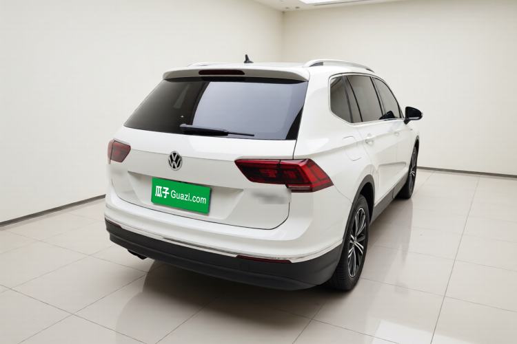 Used Volkswagen Tiguan L 2017 330TSI Automatic Two-Wheel Drive Flagship Edition Exterior 5