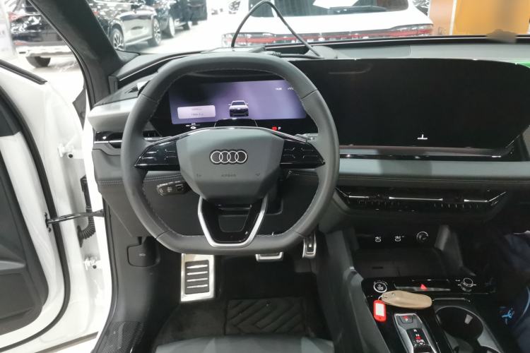 Used Audi Q6L e-tron 2026 First Launch Navigation Edition