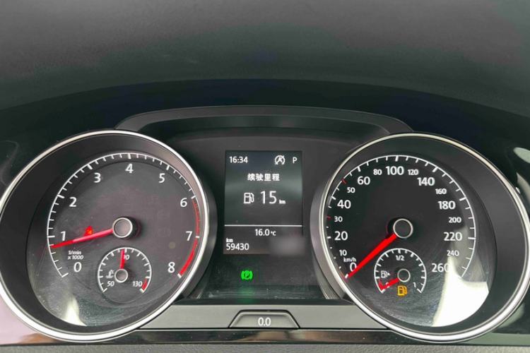 Used Volkswagen Golf 2017 280TSI Automatic R-Line Million-Vehicle Commemorative Edition
