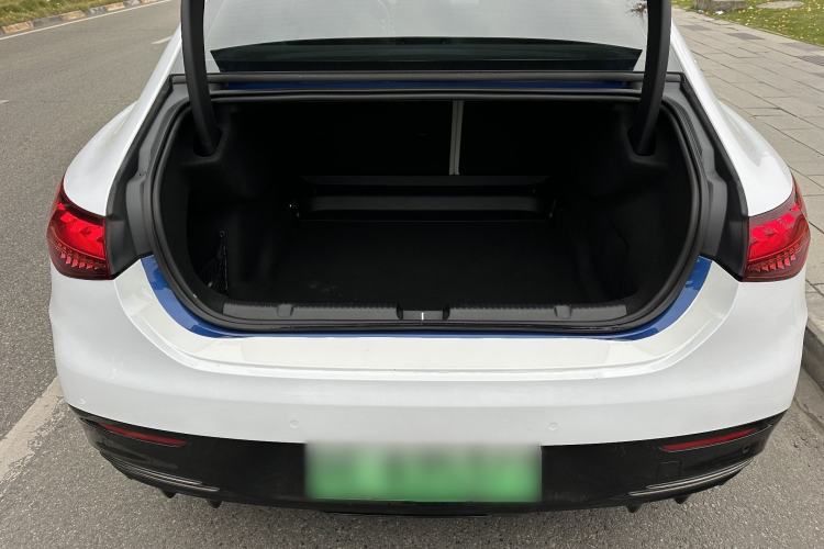 Used Mercedes-Benz EQE 2022 350 First Edition Special Version