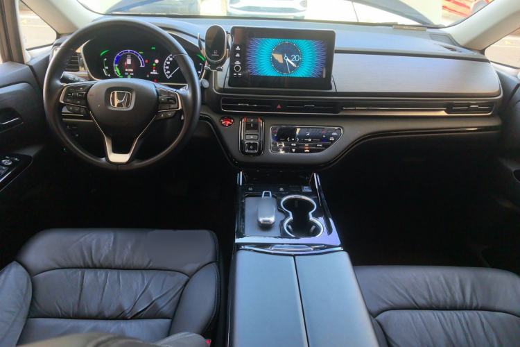 Used Honda Elysion 2024 2.0L eHEV Luxury Edition