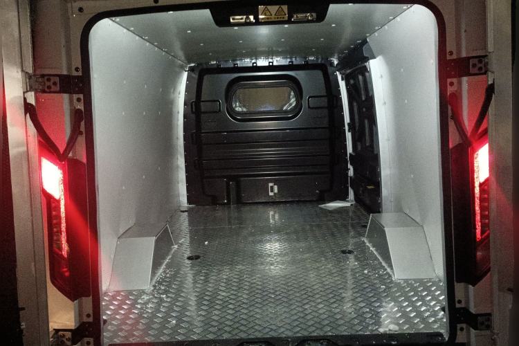 Used JAC Group Van Baolu 2024 V8 Flagship Edition - Guoxuan High-Tech

