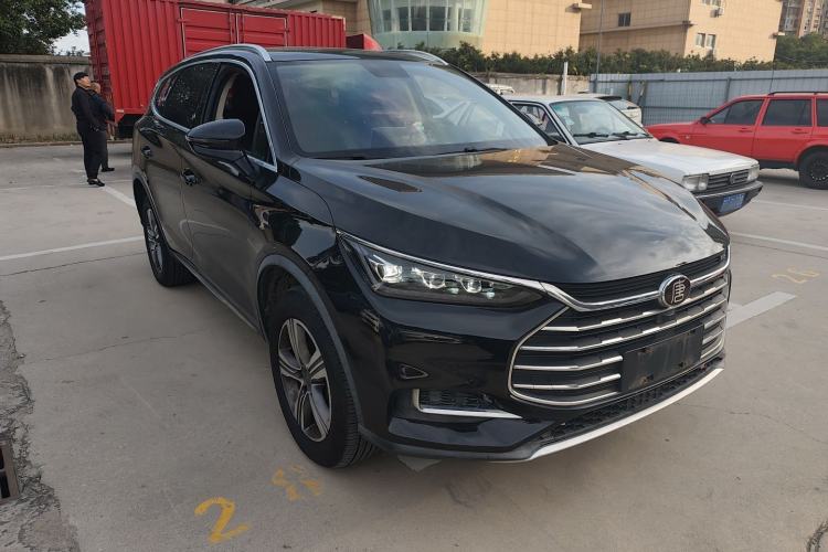 Used BYD Tang 2019 2.0T Automatic SmartConnect Luxury Edition 5 Seats China VI Standard
