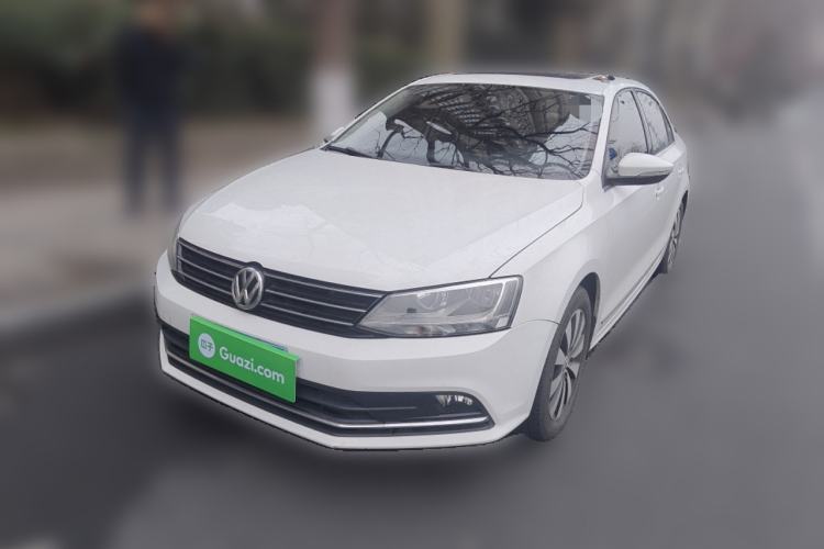 Used Volkswagen Sagitar 2017 230TSI Automatic Comfort Version