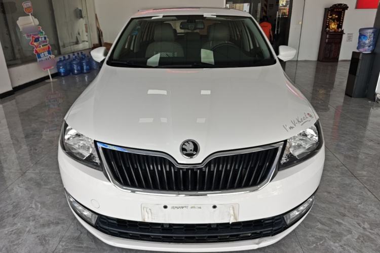 Used Skoda Rapid Spaceback 2016 Revised 1.6L Automatic Chuanxing Version Front