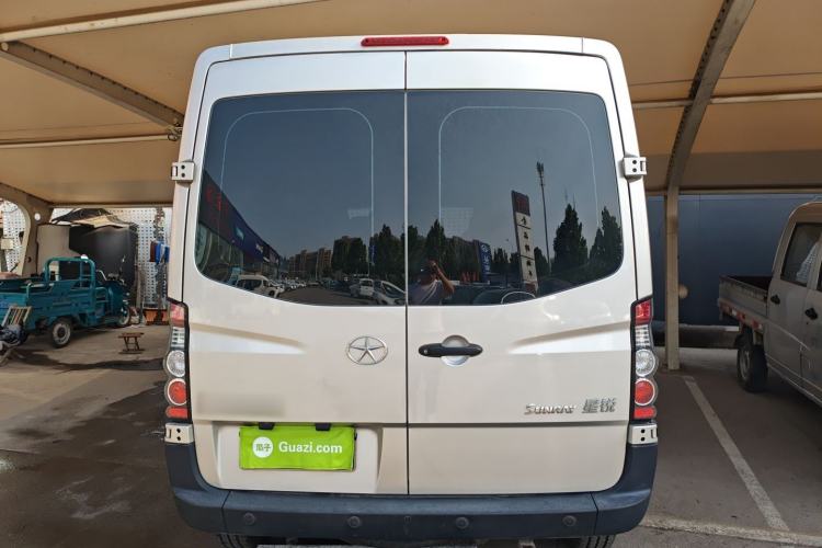 Used JAC Group Sunray 2022 2.0T Fuel-Efficient King PLUS Express Version Middle-Axis 7-Seater HFC4DB3-2E4
