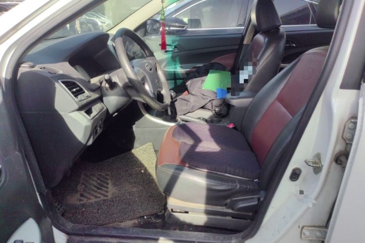 Used BYD F3 2015 Energy-Saving Edition 1.5L Manual Luxury Model