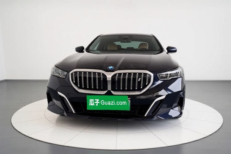 Used BMW i5 2025 eDrive 35L M Sport Package Exterior 1