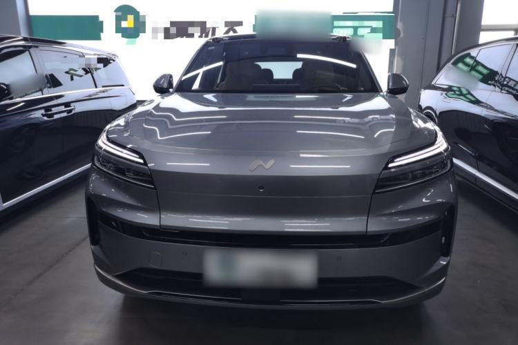 Used ONVO Luxeed L90 2025 Model—Max Six-Seater Version Front