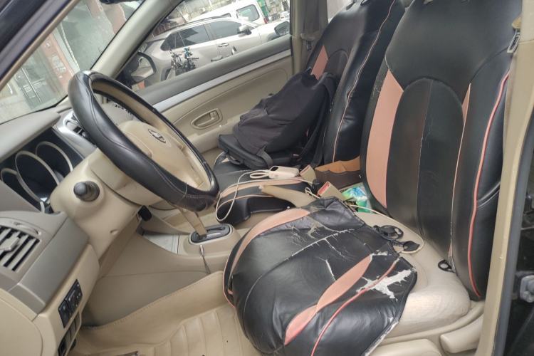 Used Nissan Sylphy 2012 Classic 1.6XE Automatic Comfort Edition Left Front Seat