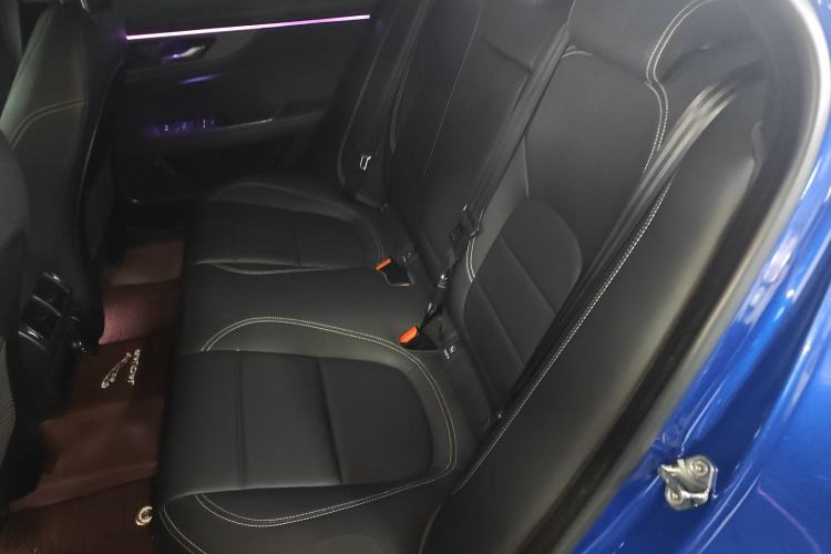 Used Jaguar XEL 2020 2.0T 200PS R-DYNAMIC Youth Sports Edition Left Rear Seat