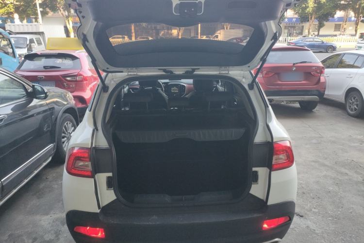 Used Brilliance V3 2017 1.5L Manual Smart Model
