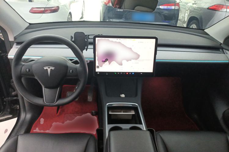 Used Tesla Model Y 2023 Rear-Wheel-Drive Version Center Console